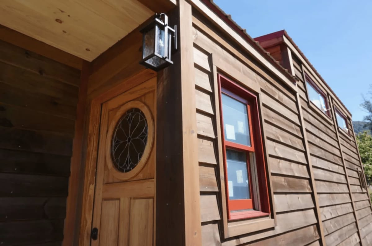 Your Guide To Buying A Tiny House in 2021